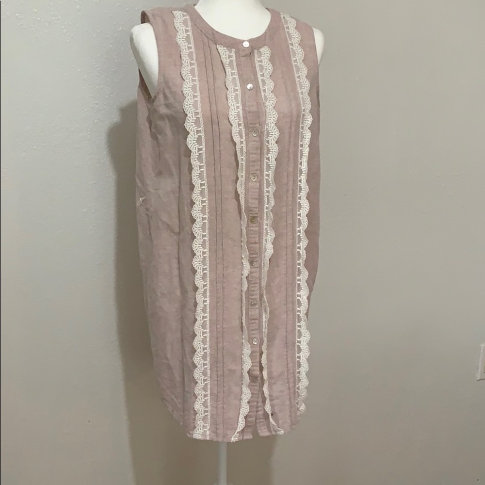Doe and Rae linen top - Picture 2 of 4
